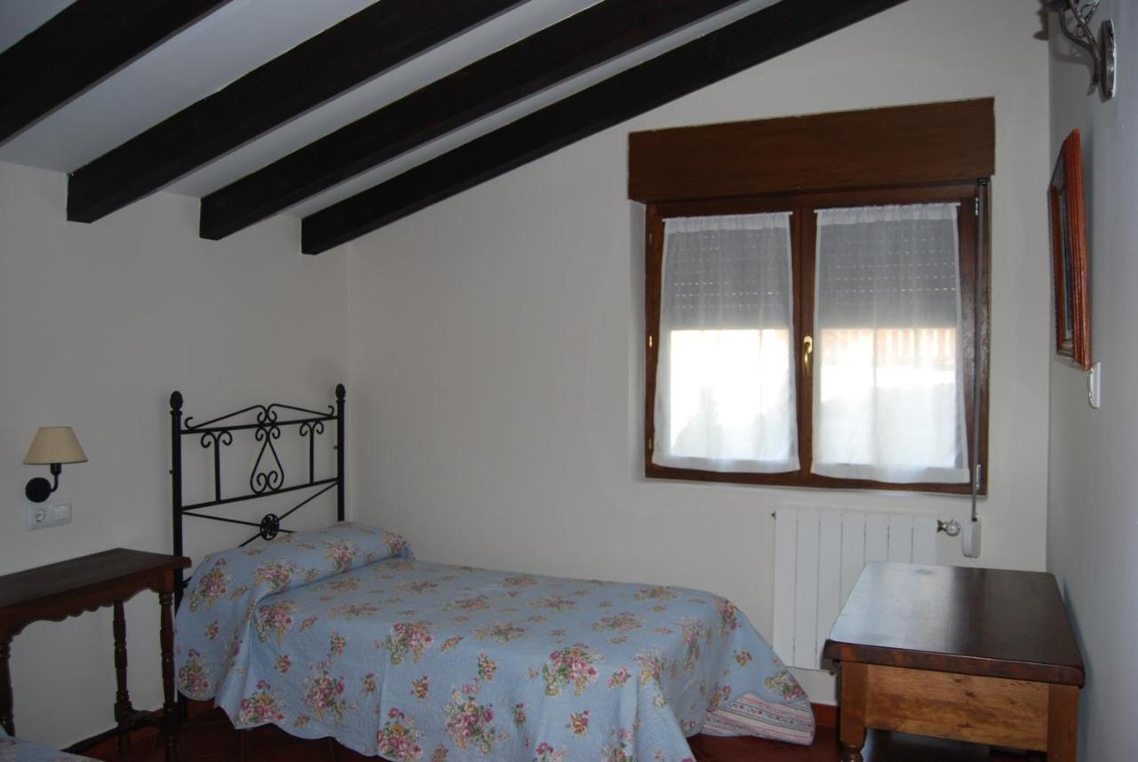 Apartamentos El Perujo Comillas Exterior photo